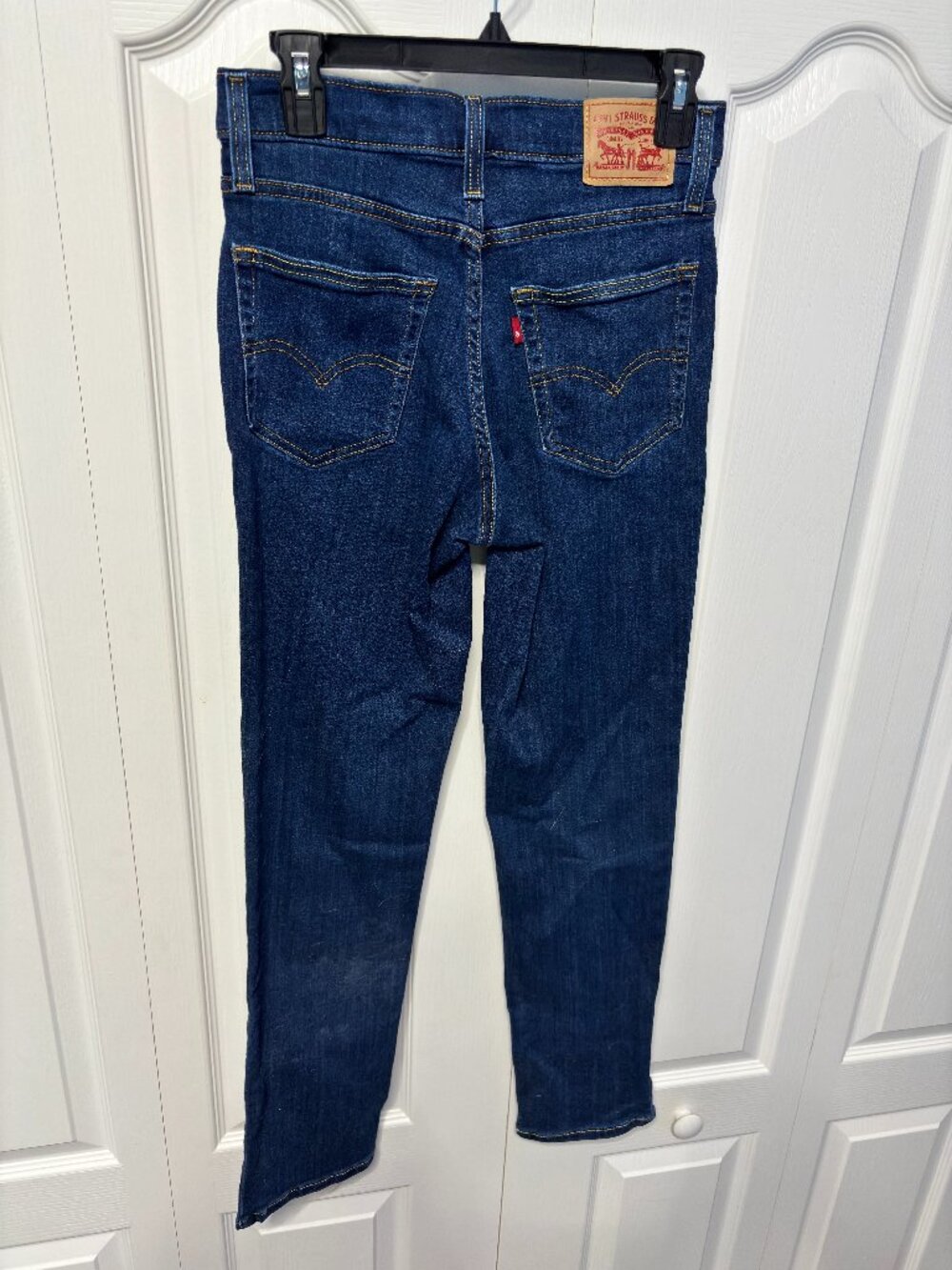 Levi’s 724 High Rise Straight Jeans Dark Wash Size 28